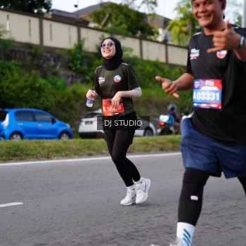 Runner Photo 4139985