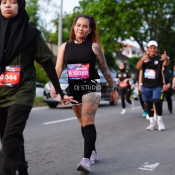 Runner Photo 4140009