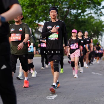 Runner Photo 4140014