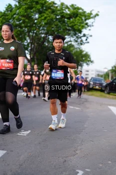 Runner Photo 4140032