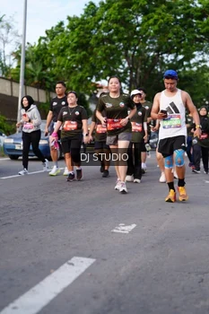Runner Photo 4140041