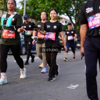 Runner Photo 4140068