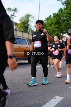Runner Photo 4140096