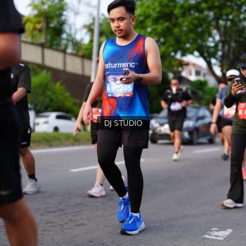 Runner Photo 4140105
