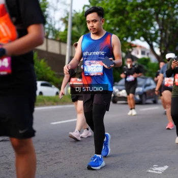 Runner Photo 4140106