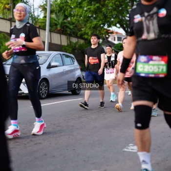 Runner Photo 4140110