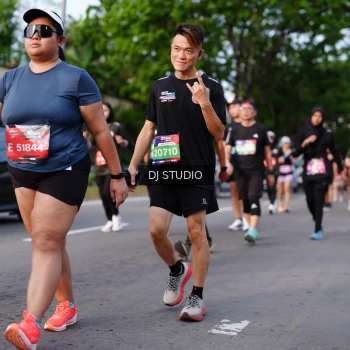 Runner Photo 4140111
