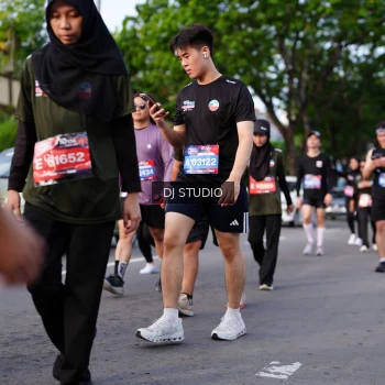 Runner Photo 4140155