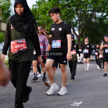 Runner Photo 4140202