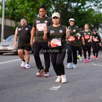 Runner Photo 4140219