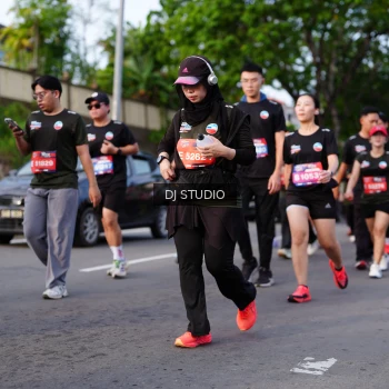 Runner Photo 4140229