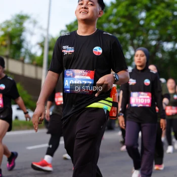 Runner Photo 4140247