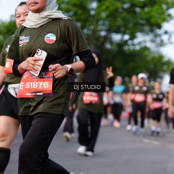 Runner Photo 4140300