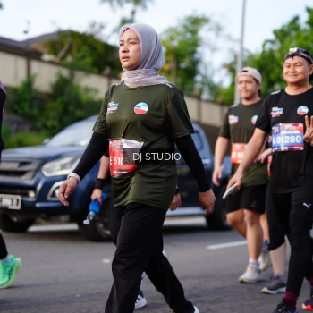 Runner Photo 4140346