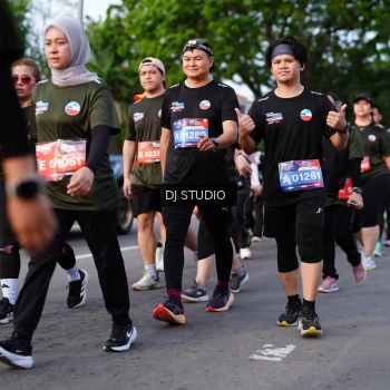 Runner Photo 4140348