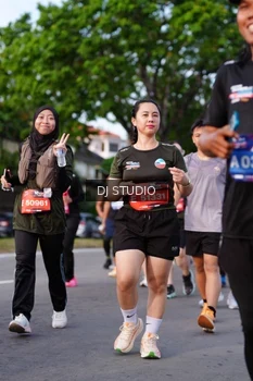 Runner Photo 4140385