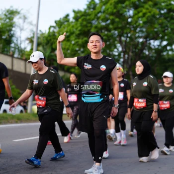 Runner Photo 4140388