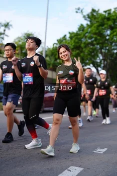 Runner Photo 4140398