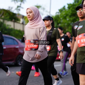 Runner Photo 4140418