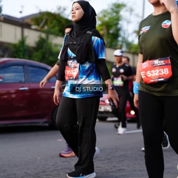 Runner Photo 4140429
