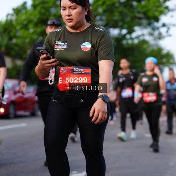 Runner Photo 4140430