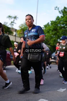 Runner Photo 4140434