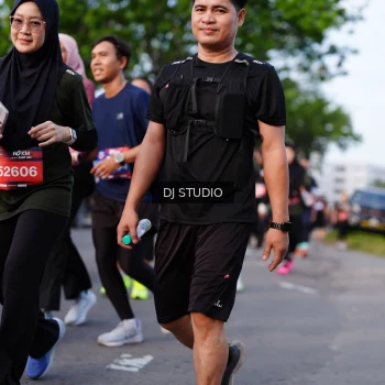 Runner Photo 4140440