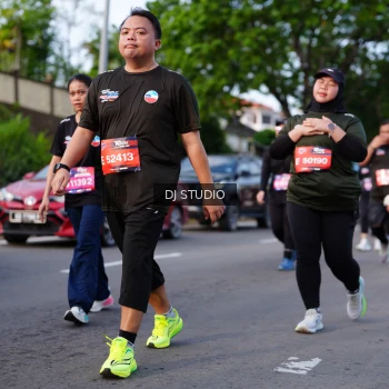 Runner Photo 4140443