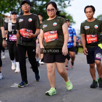 Runner Photo 4140453