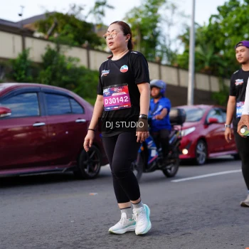 Runner Photo 4140458