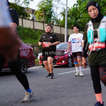 Runner Photo 4140461