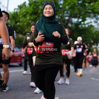 Runner Photo 4140468