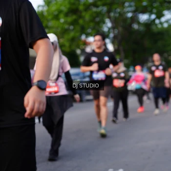 Runner Photo 4140474