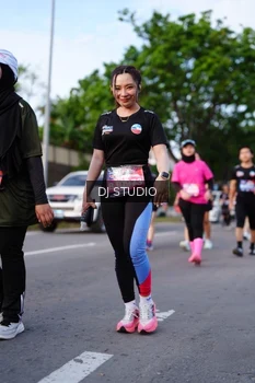 Runner Photo 4140502