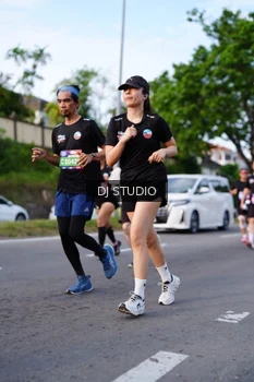 Runner Photo 4140526