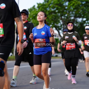 Runner Photo 4140530