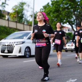 Runner Photo 4140543