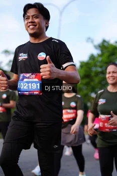 Runner Photo 4140550