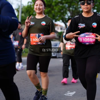 Runner Photo 4140565