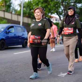 Runner Photo 4140580