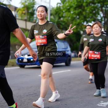 Runner Photo 4140581