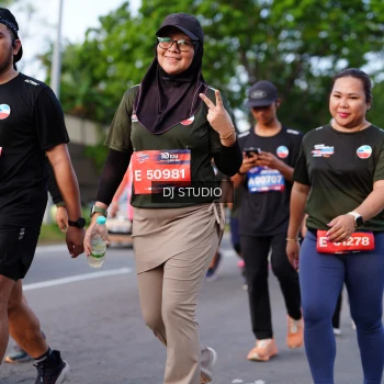 Runner Photo 4140584