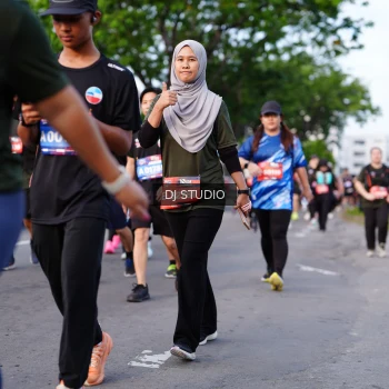 Runner Photo 4140588