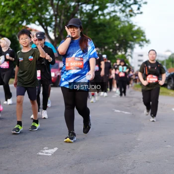 Runner Photo 4140591