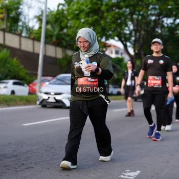 Runner Photo 4140614