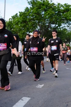 Runner Photo 4140630