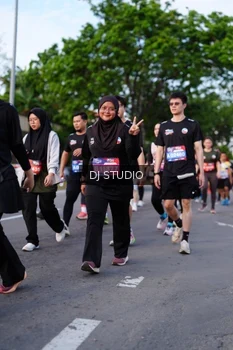 Runner Photo 4140632