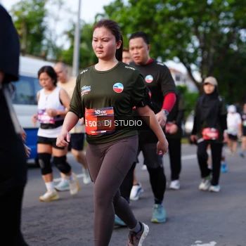 Runner Photo 4140645