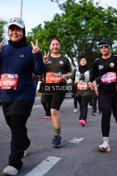 Runner Photo 4140649