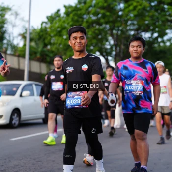 Runner Photo 4140664